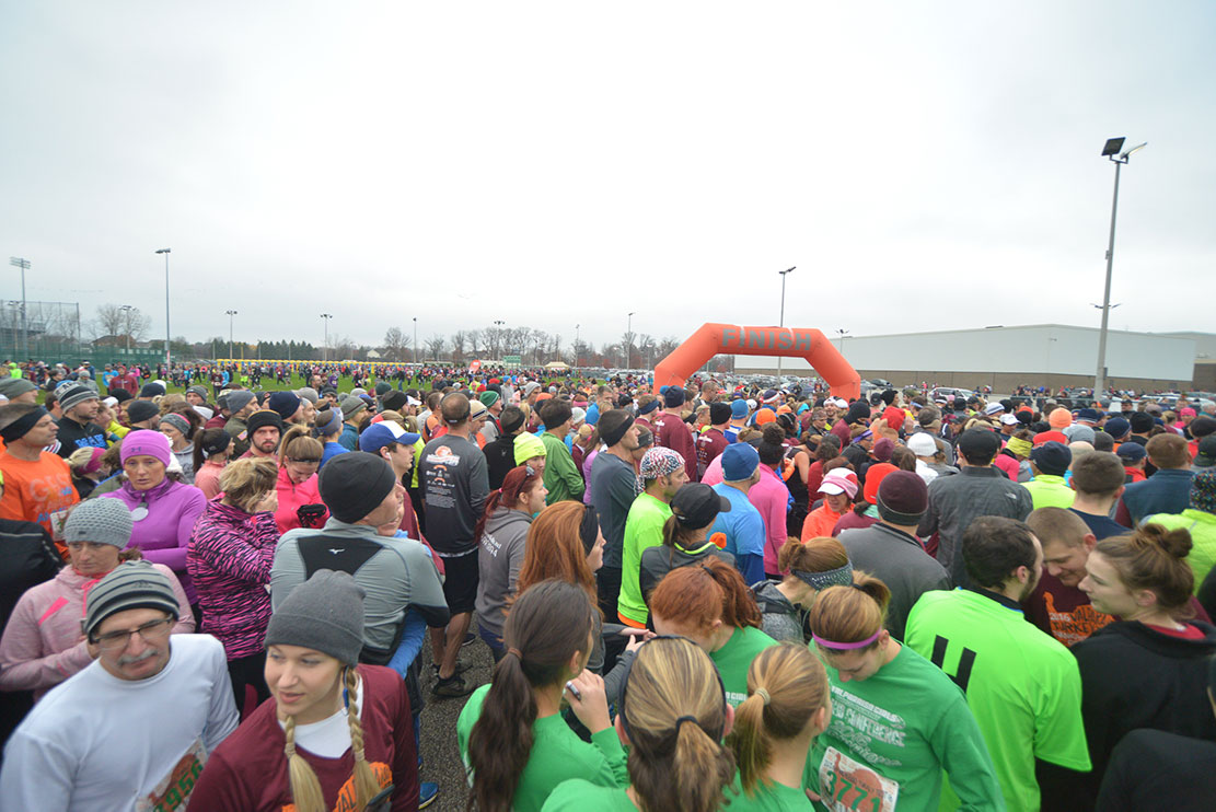 A crowd of runners await the start of the Valparaiso Turkey Trot 5K.